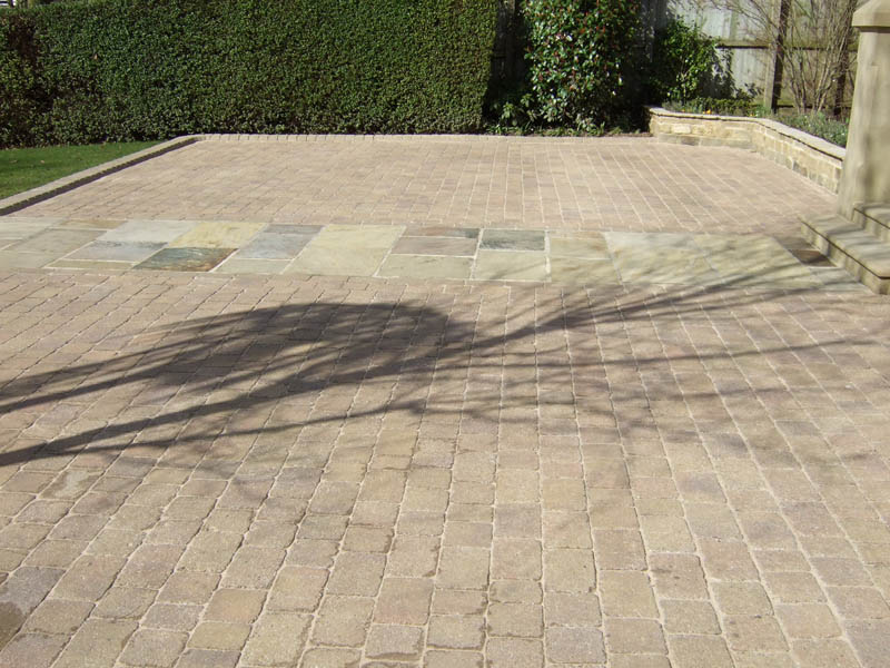 Driveway cleaning Leeds